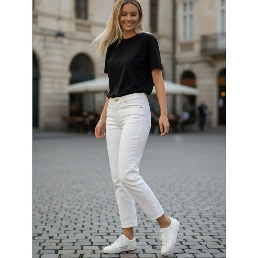Zadig &Voltaire White distressed patch boy fit jeans NWOT size 25